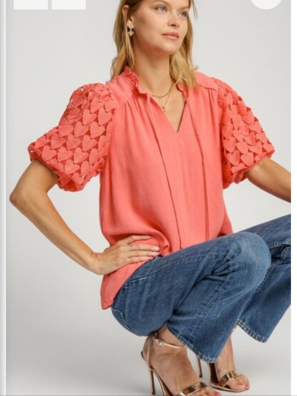 NWT UMGEE HEART LACE SLEEVE RUFFLE COLLAR TOP